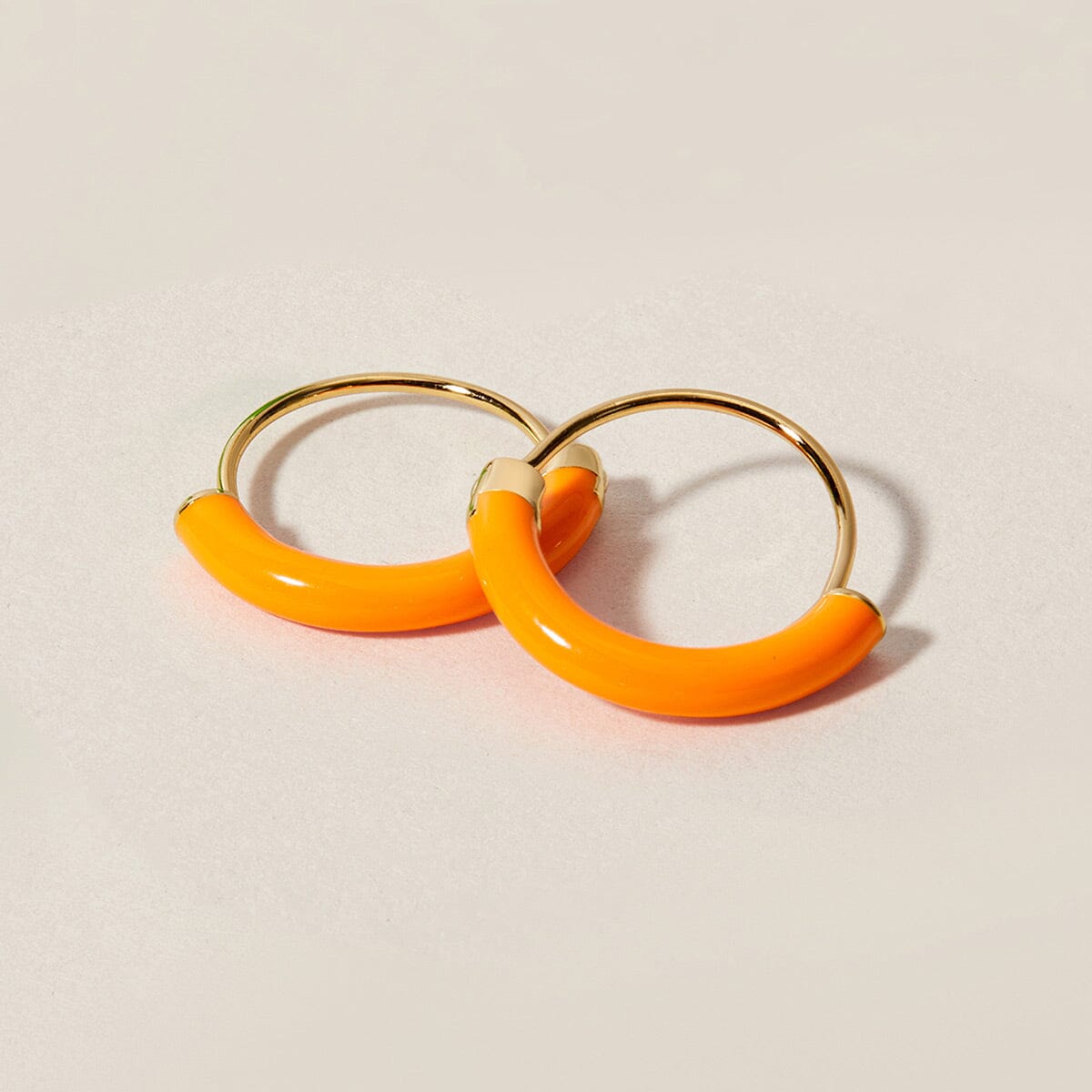 Melrose and Market 50mm Wide Plastic Hoop Earrings | Nordstromrack | Hoop  earrings, Earrings, Melrose