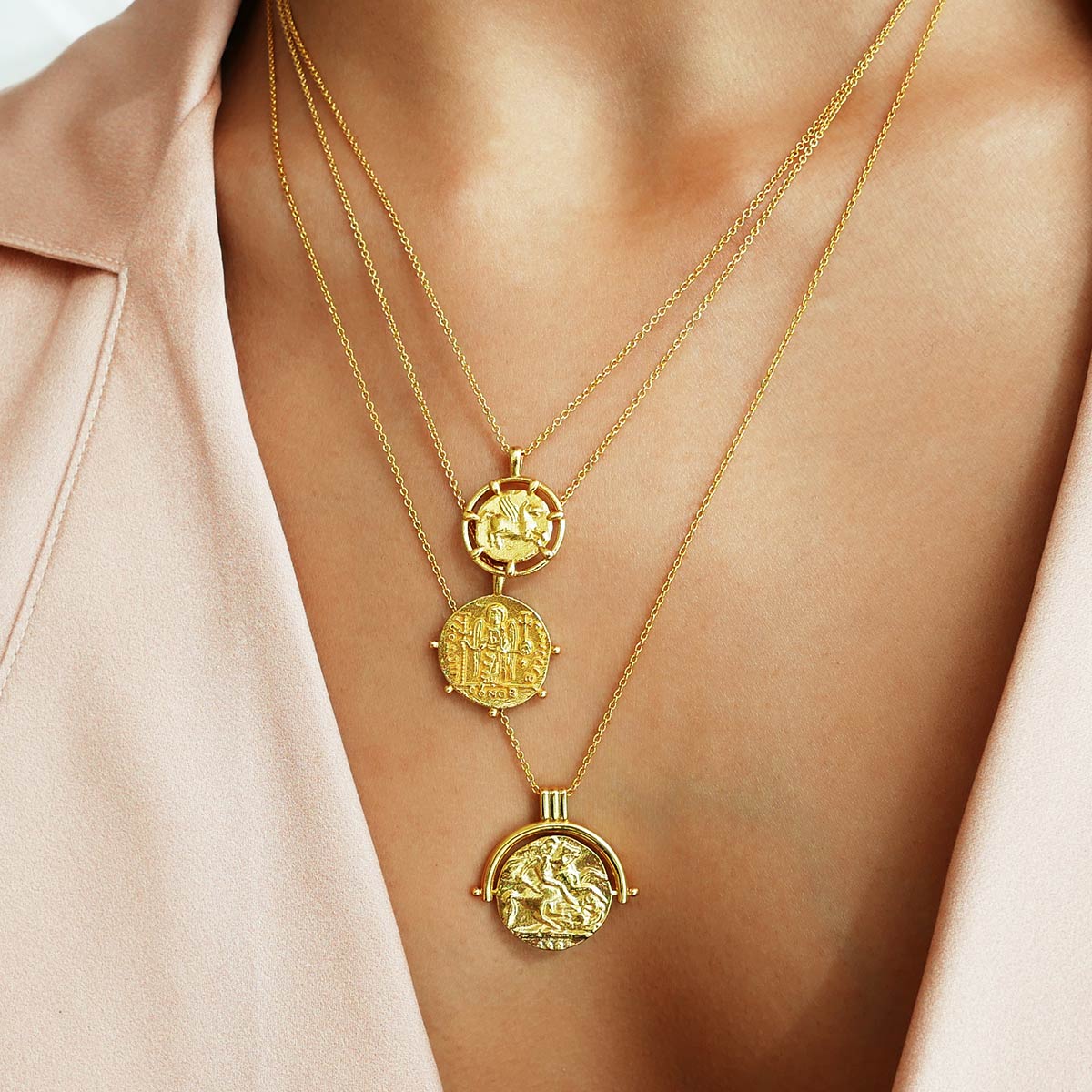 Missoma Floating Pendant Chain Necklace